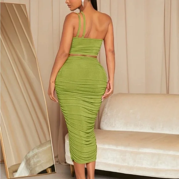 SheIn One Shoulder Crop Top & Ruched Pencil Skirt 4 - Picture 2 of 5